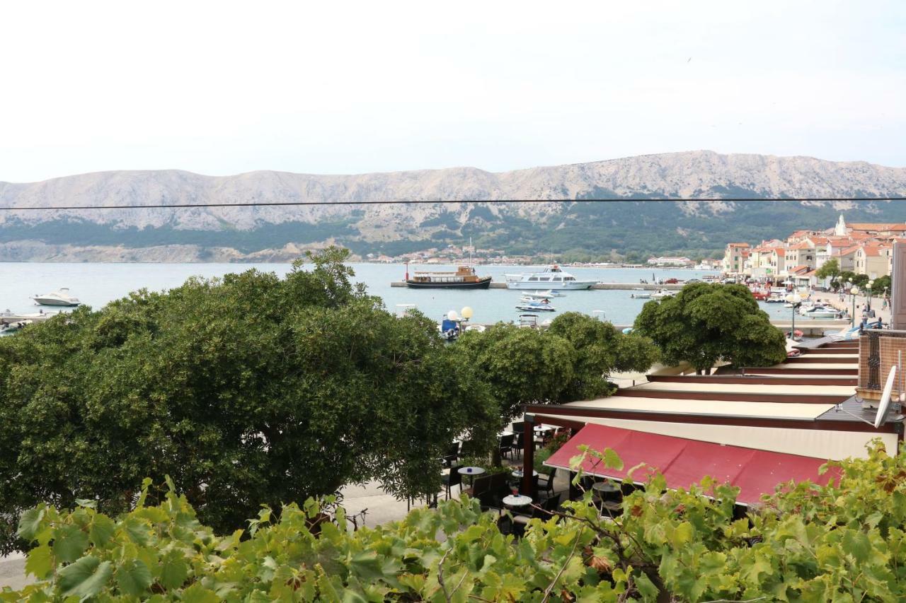 Apartments Ivo With Sea View Baška Eksteriør bilde